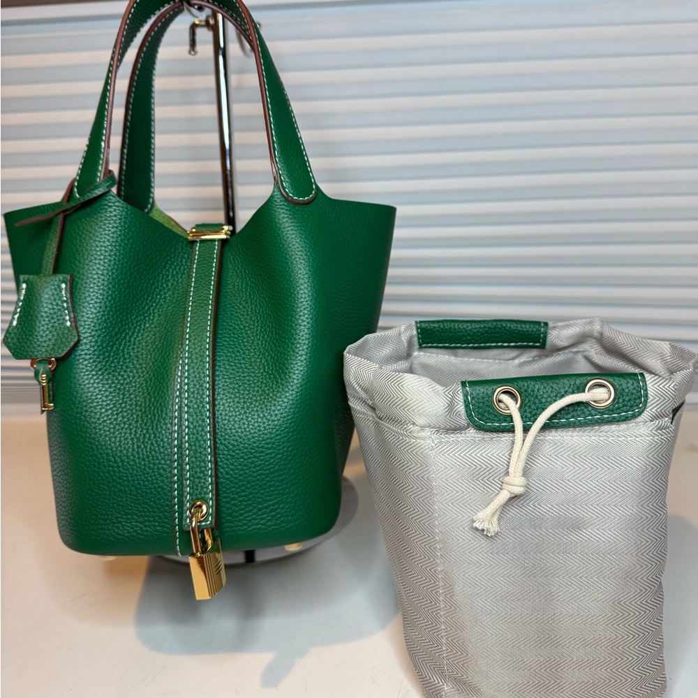 Tiffany and Fred tote bag
